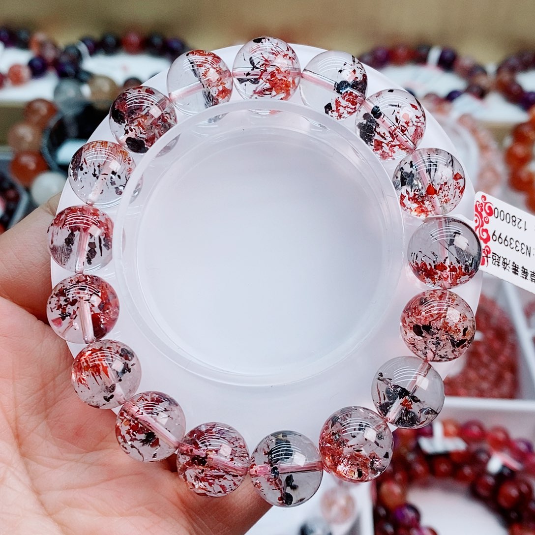 水晶手串未镶嵌草梅毒液