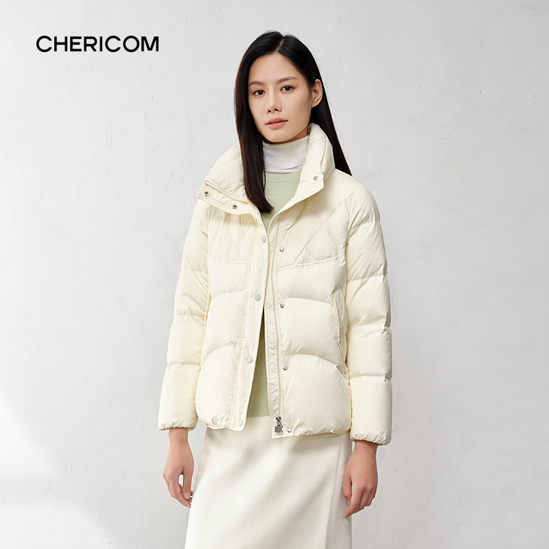 千仞岗2024秋冬轻薄短款羽绒服女款纯色立领气质时尚保暖Y299150Y