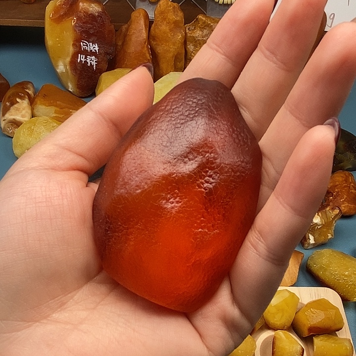 月****定制琥珀未镶嵌蜜蜡原石定制