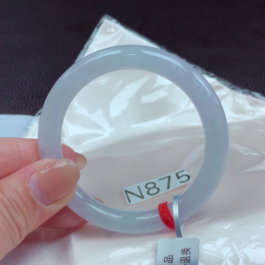 翡翠手镯未镶嵌手镯88