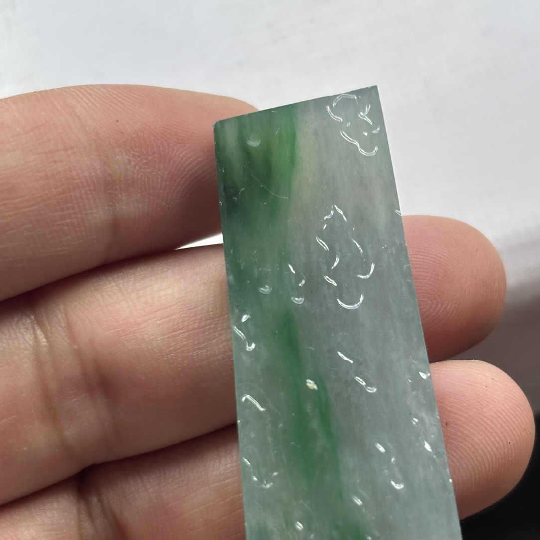 飘绿山水牌尺寸35.5-13.8-5.2