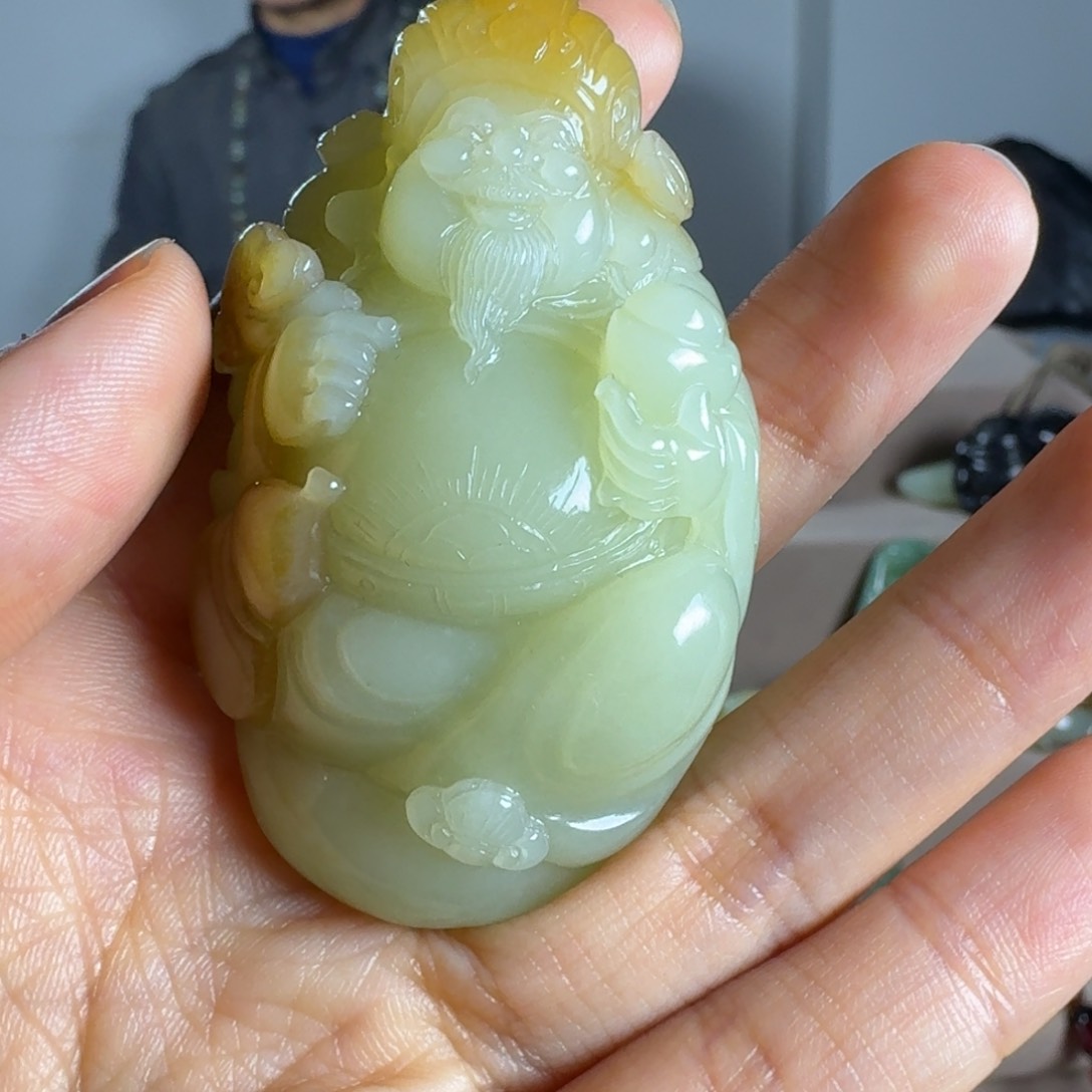 和田玉（糖玉）颈饰未镶嵌