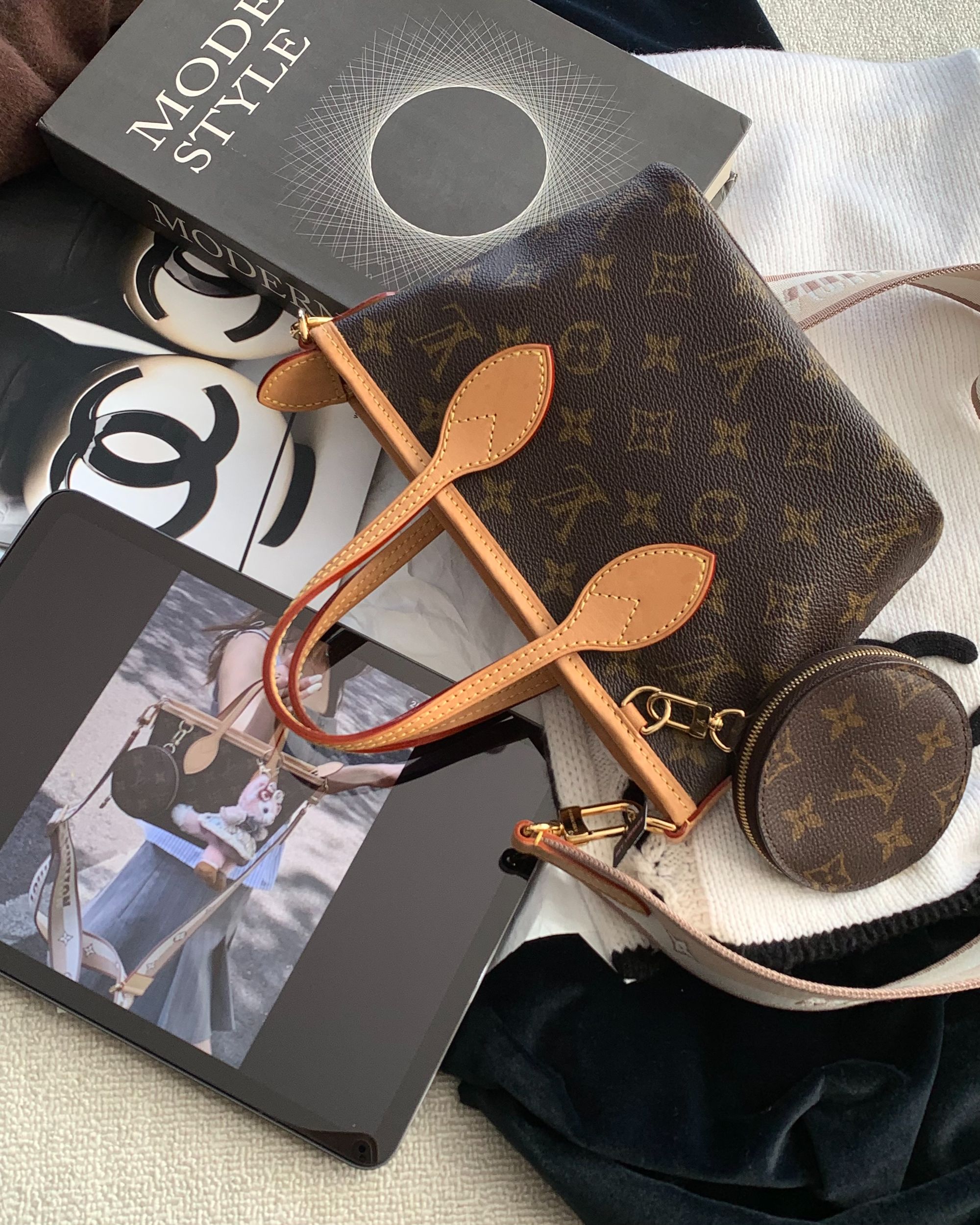 95新 LouisVuitton/路易威登 老花neverfull bb包 17cm 18343396