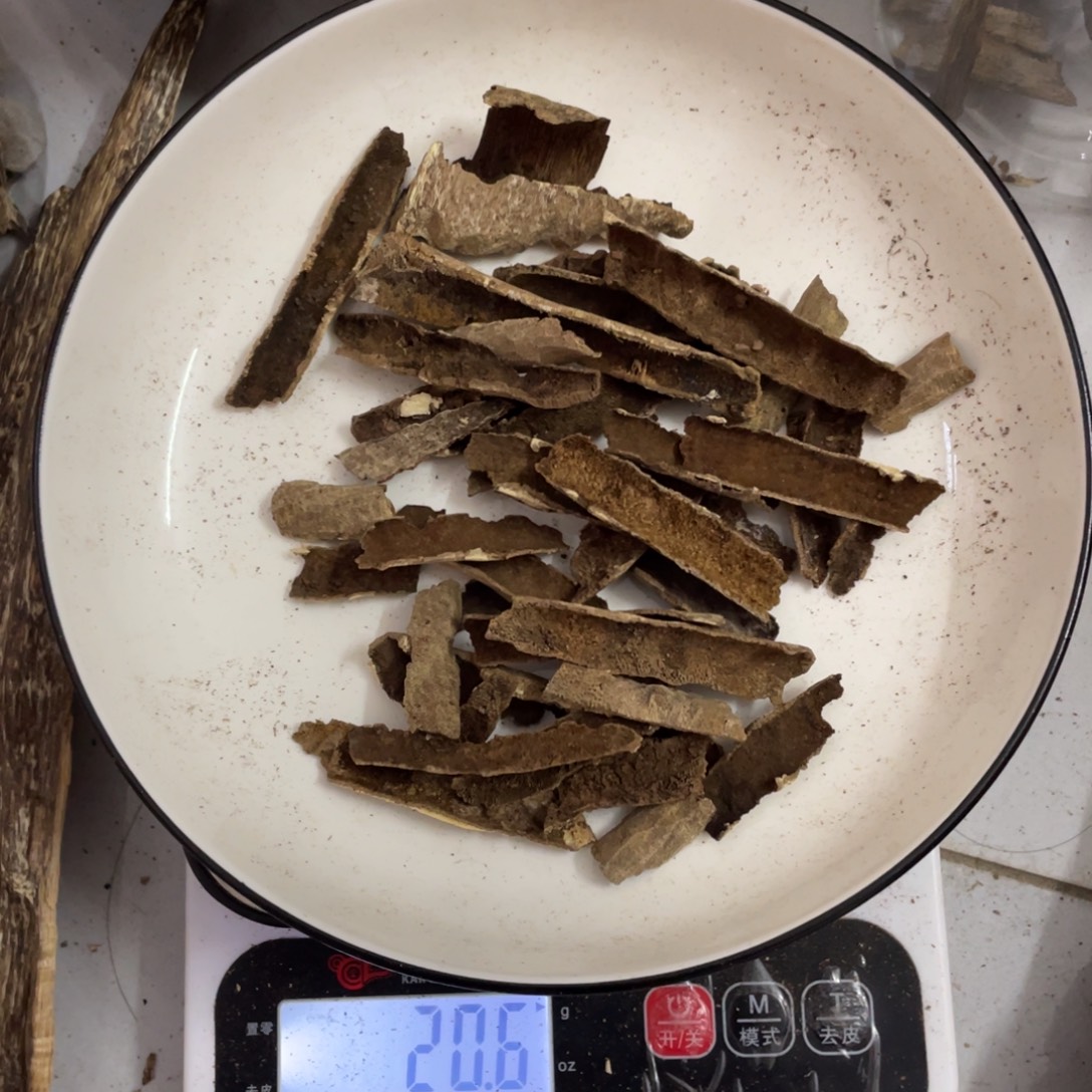 咖***白沉香枕沉香海南鸡母虫20g