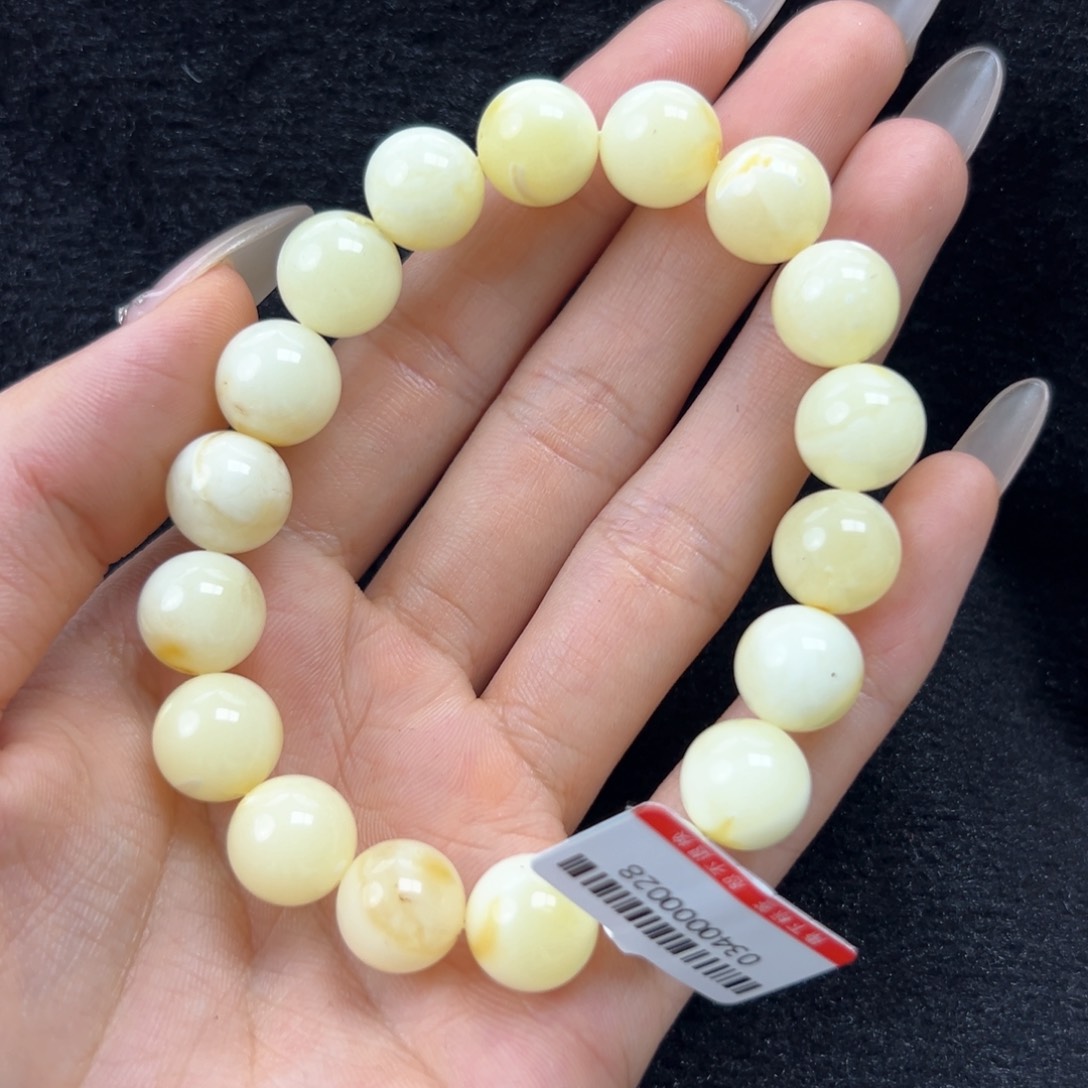未镶嵌琥珀珠宝奇石