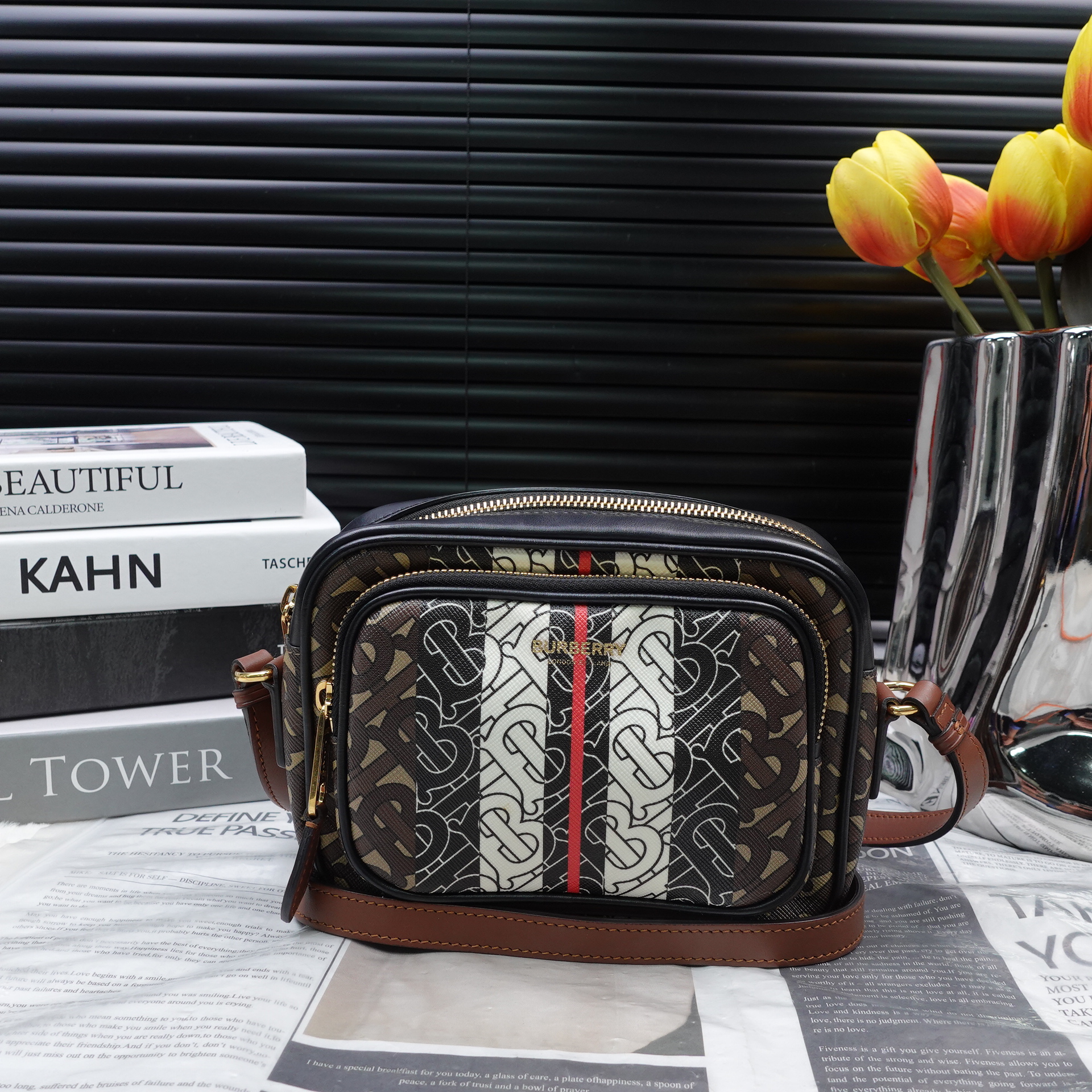 95新 BURBERRY/博柏利 单肩包/T20318028