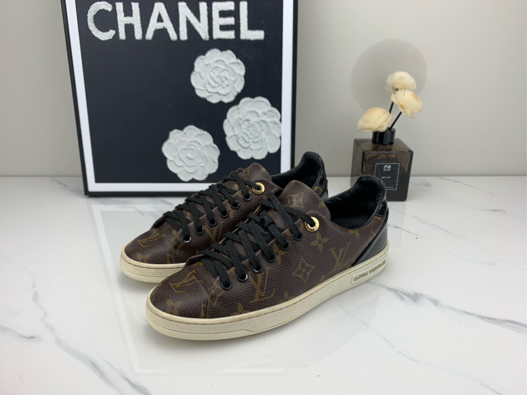 95新 LouisVuitton/路易威登 lv老花板鞋 36码/nn00029