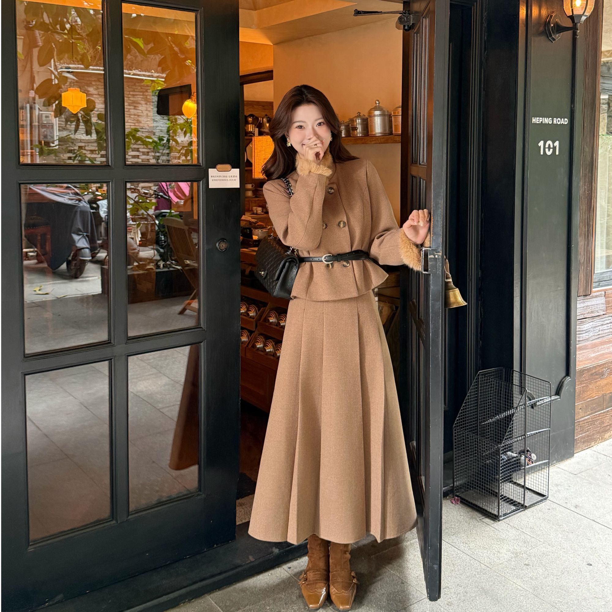 【慢写冬绪】秋冬气质毛领双排扣白鸭羽绒服毛呢外套高腰百褶半身裙