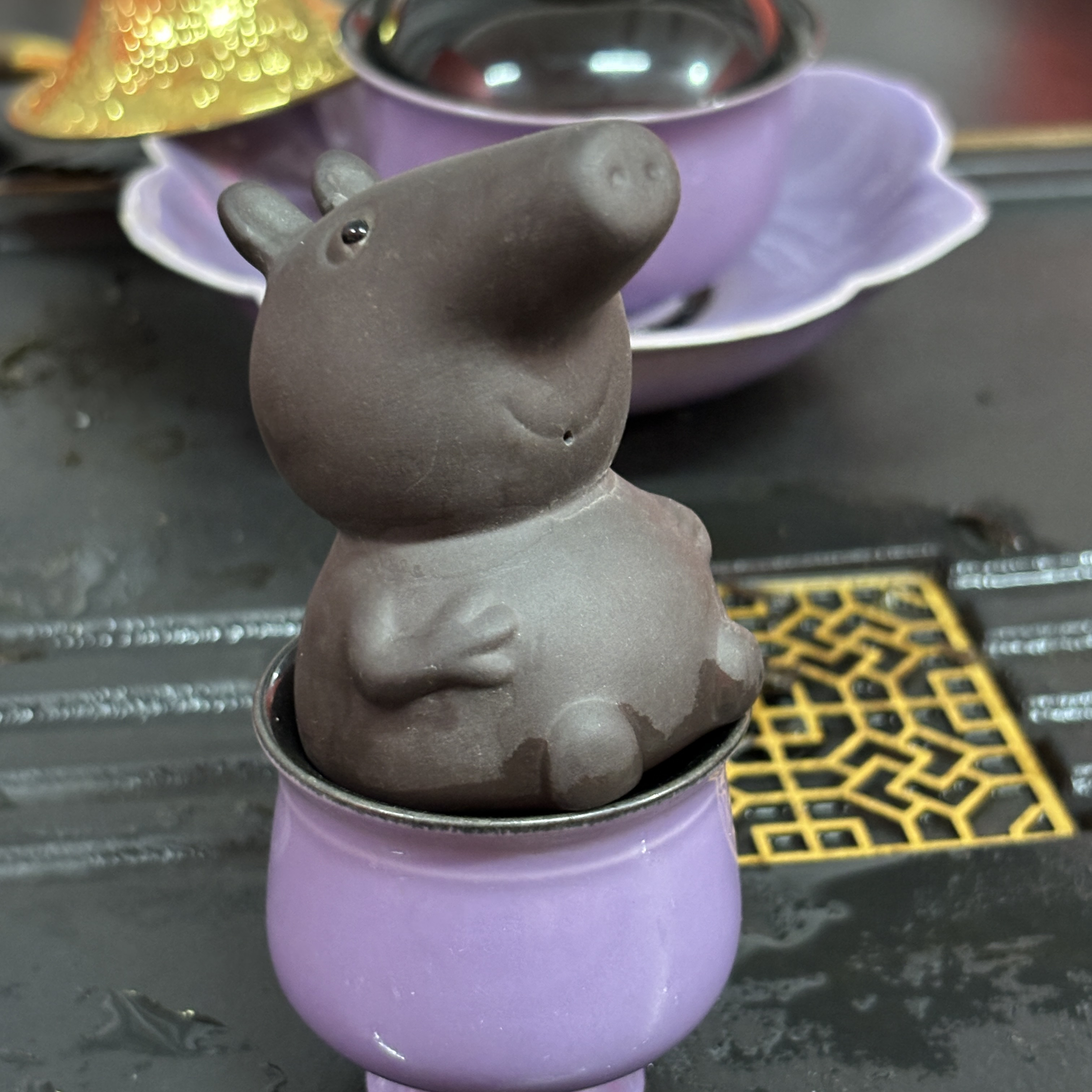 小满甄选【趣味可爱紫砂社会小猪茶宠摆件】
