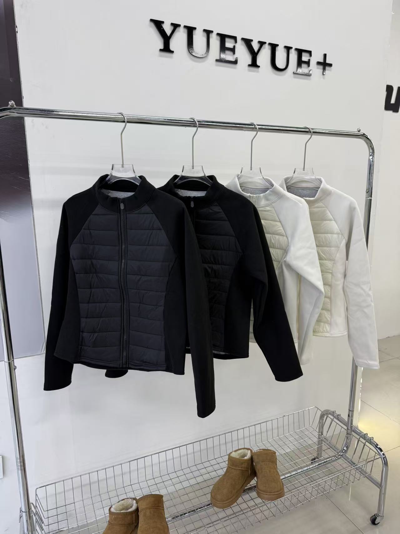 小蛮腰纯色常规款女保暖立领运动棉衣连帽显瘦修身冬季加厚百搭