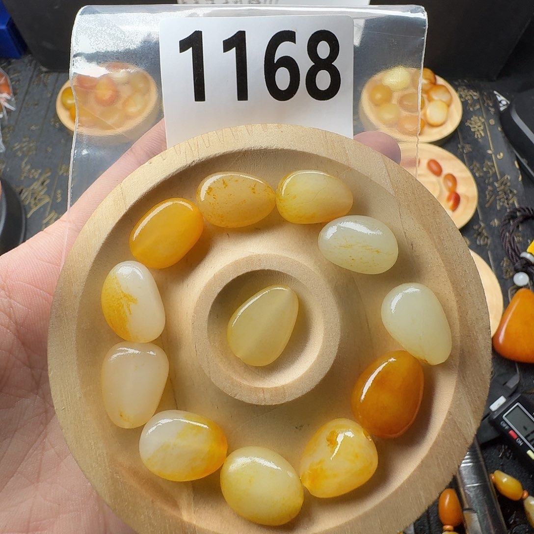 新***萨手串未镶嵌和田玉