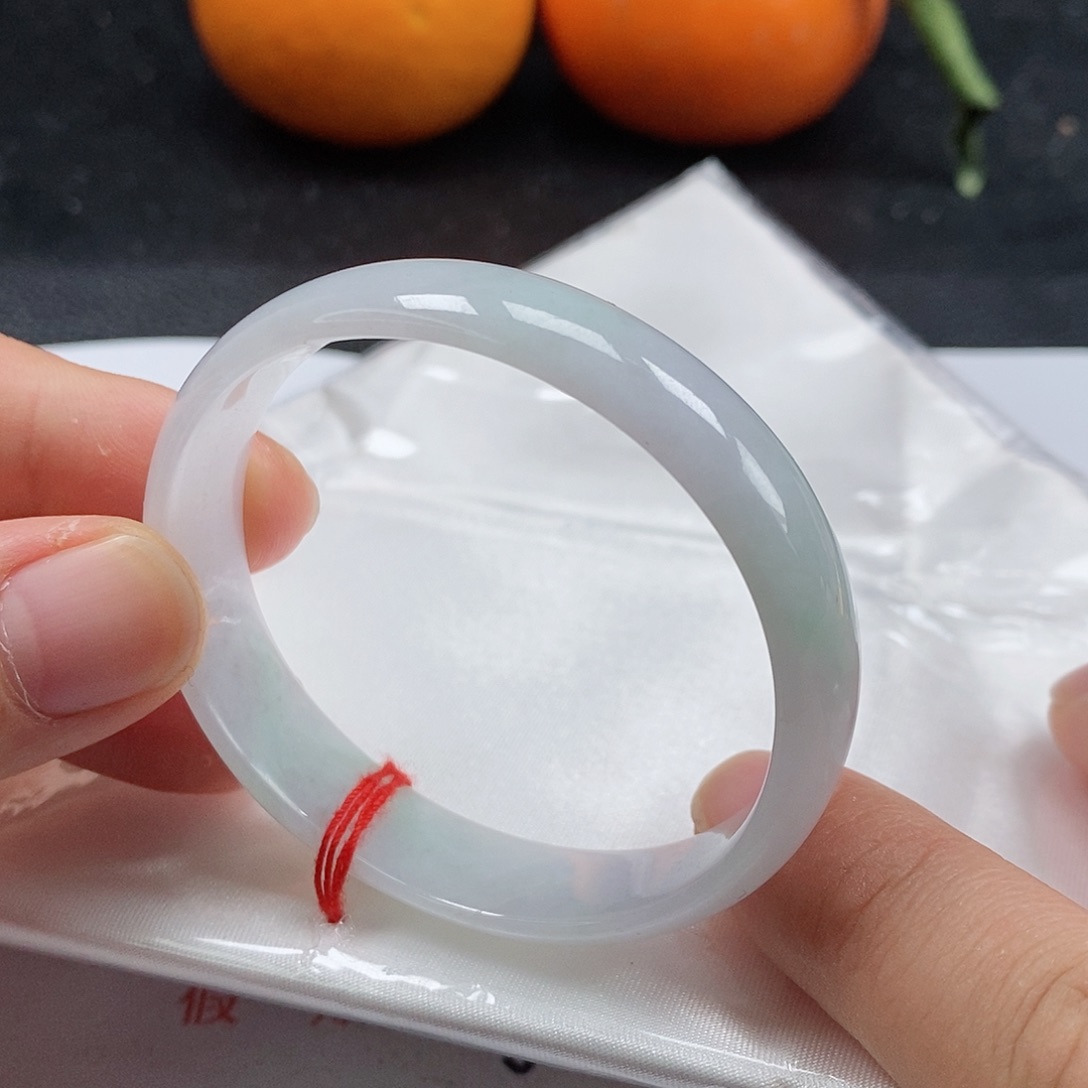 【闪购商品】翡翠手镯（贵妃镯）未镶嵌216号