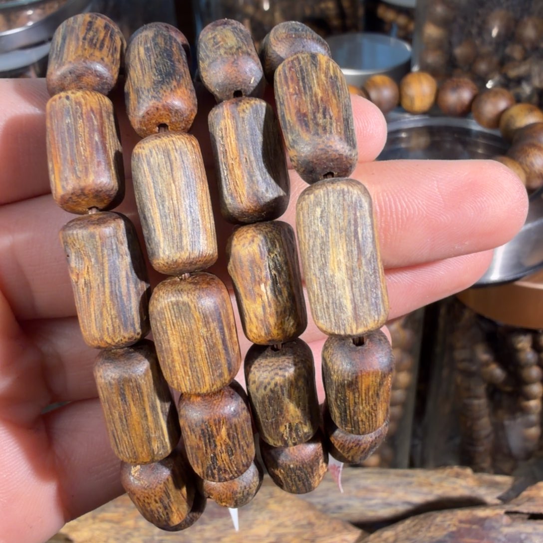 沉香碎屑沉香沉水浮树心油发一条8