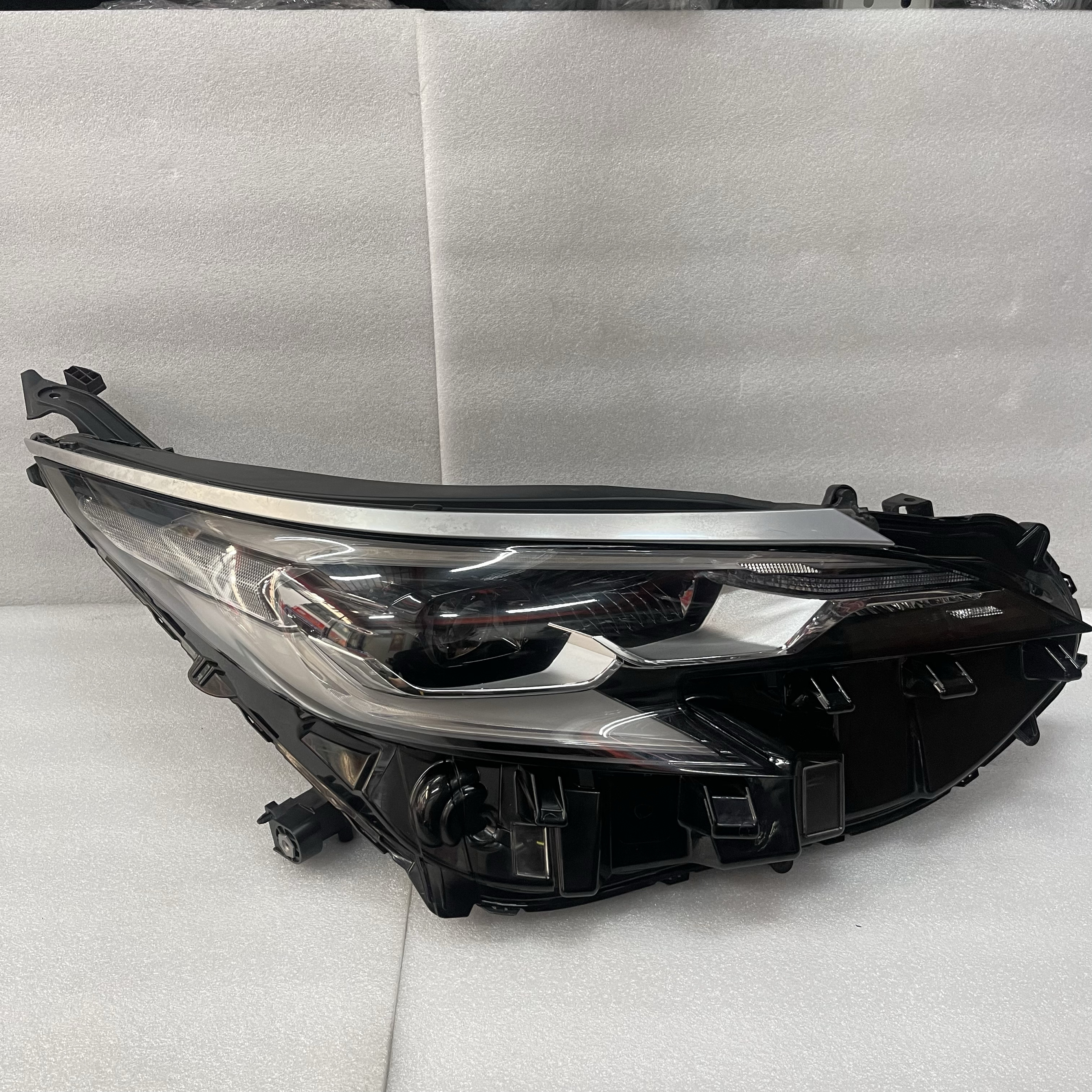 适用23款丰田塞纳 格瑞维亚 高配LED大灯总成 原厂拆车前车灯原装