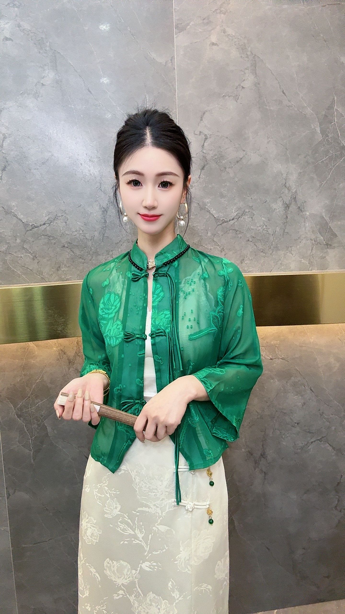  4256新中式【一帘幽梦】国潮唐扣后背流苏钻上衣