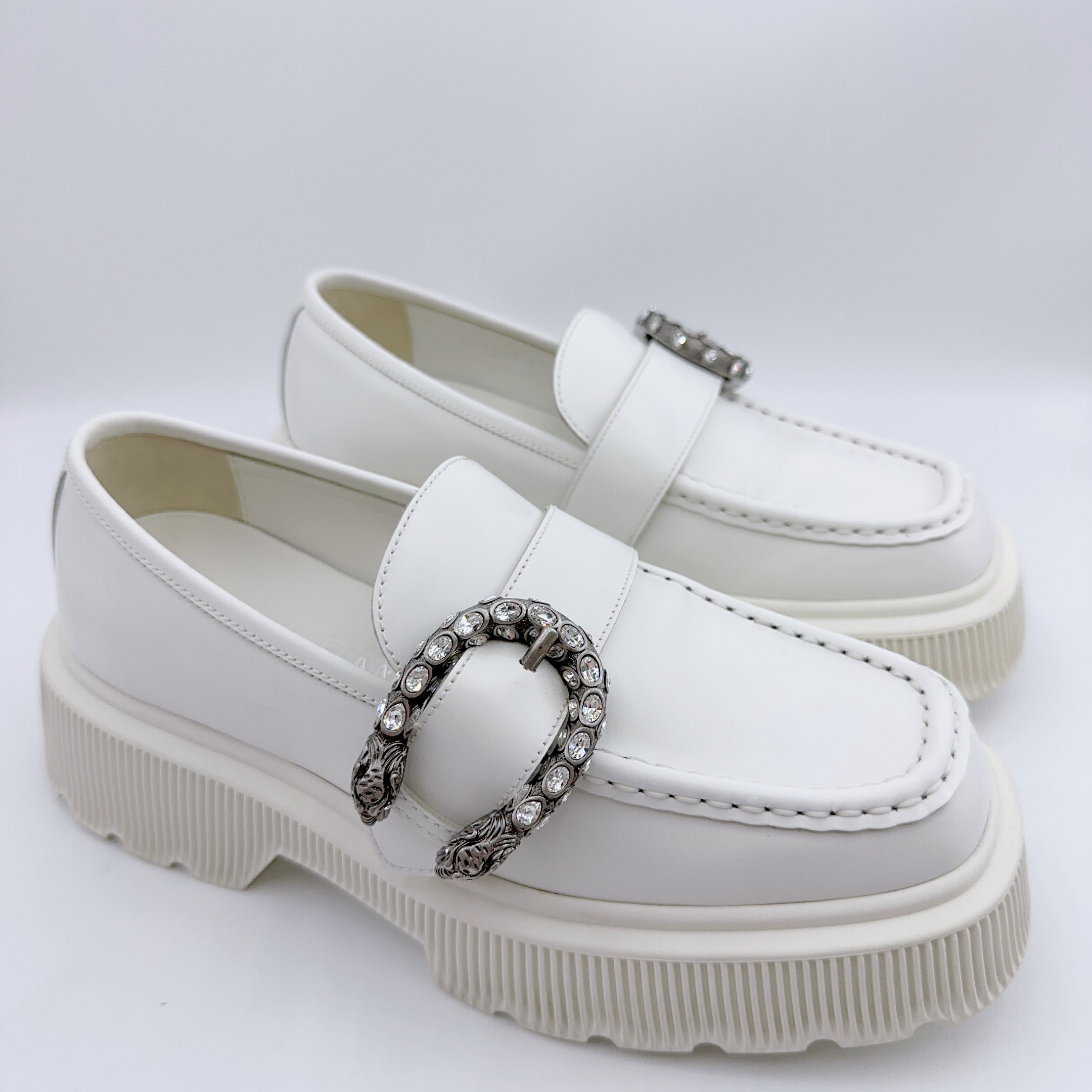 99新 GUCCI/古驰 37码/白色酒神钻扣厚底乐福鞋/01772