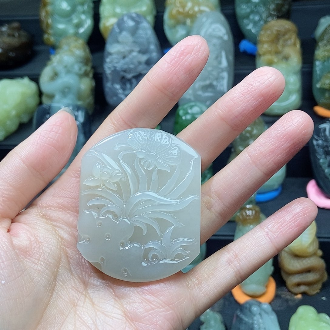 和田玉颈饰未镶嵌白***9