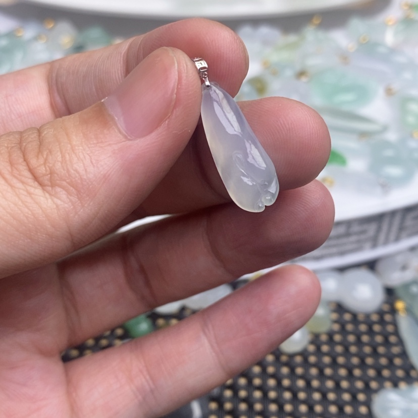 【闪购商品】翡翠18K金镶嵌吊坠(不含链)佛手瓜