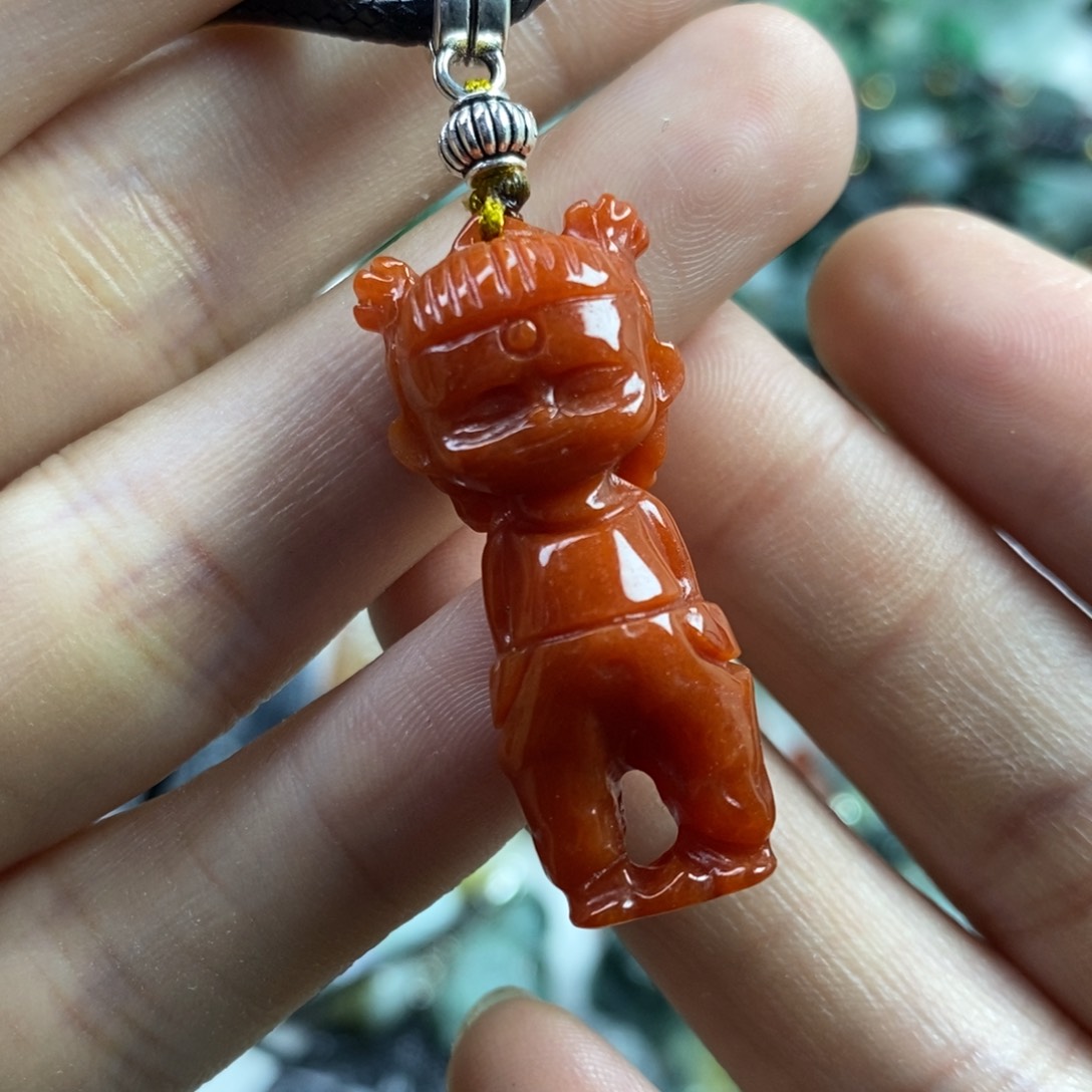 翡翠未镶嵌颈饰吊坠