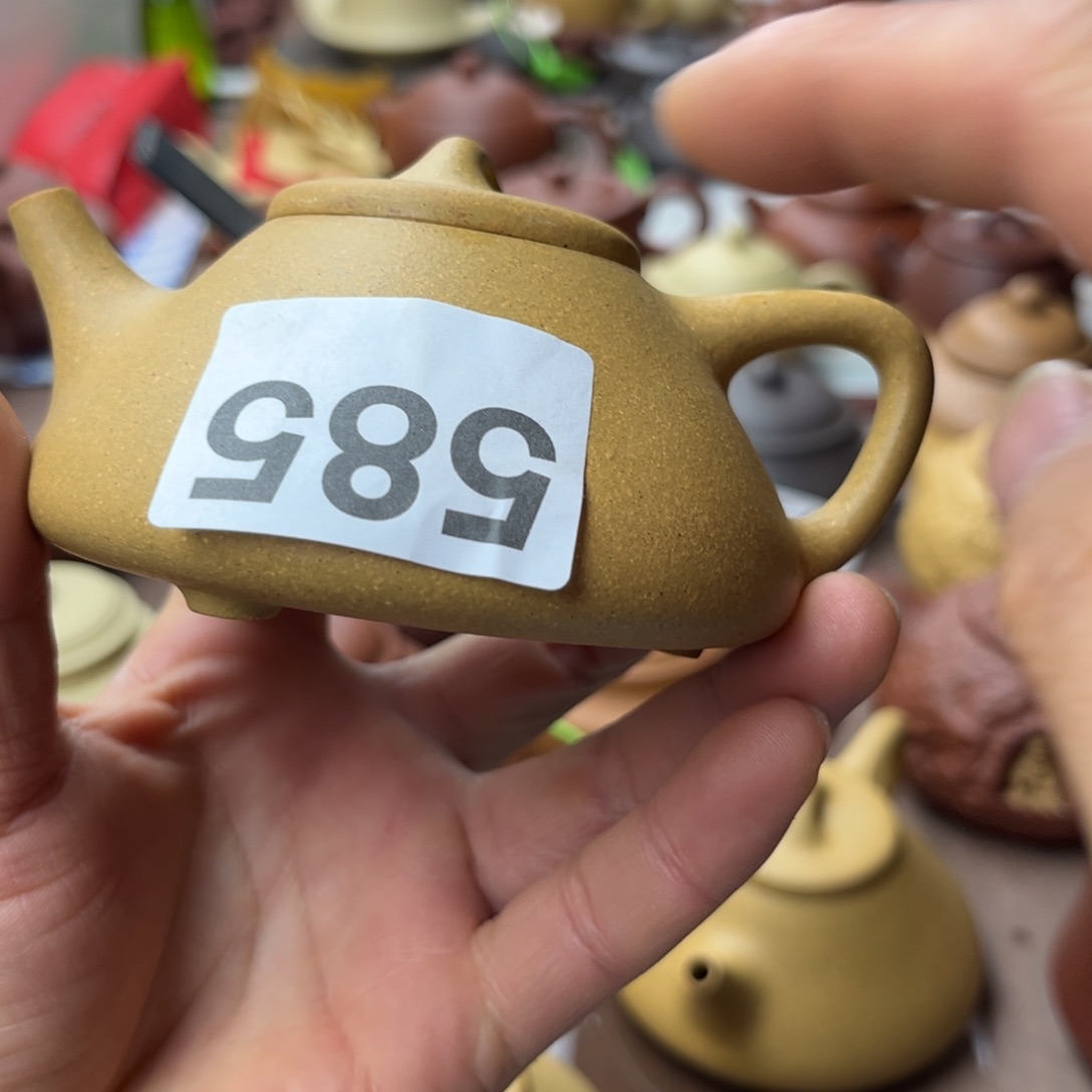 紫砂茶壶黄金段子冶150左右瑕疵