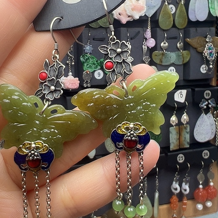 晓***晓和田玉银S925镶嵌耳饰