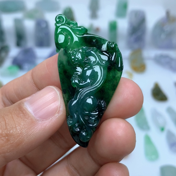 翡翠吊坠(不含链)未镶嵌