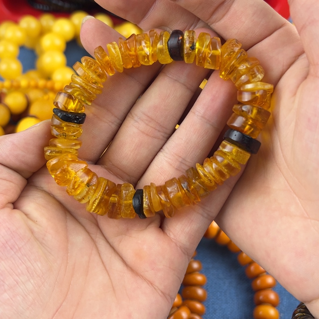 未镶嵌琥珀珠宝奇石