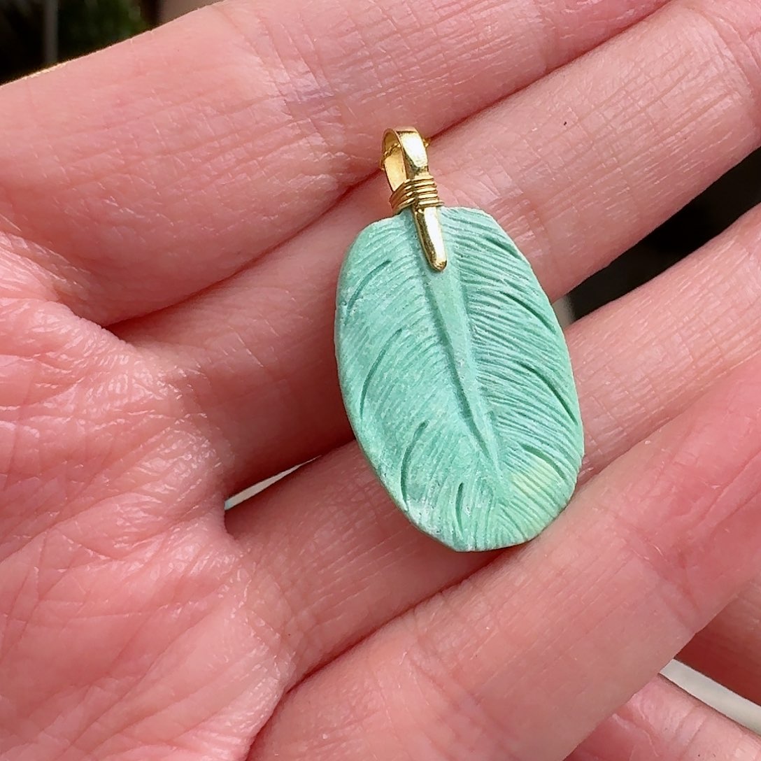 绿松石珠宝奇石18K金镶嵌