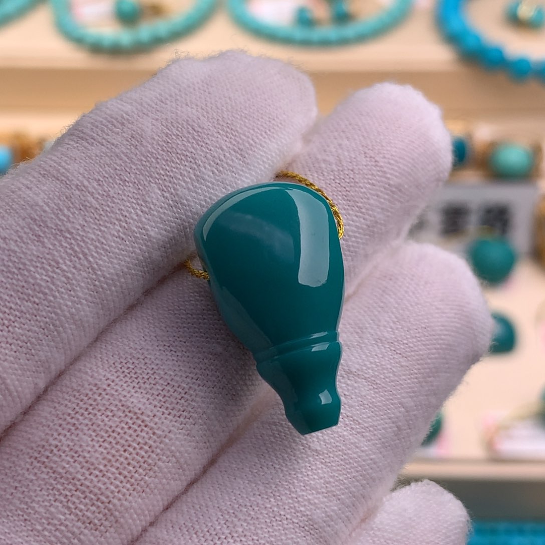 绿松石珠宝奇石未镶嵌13.3