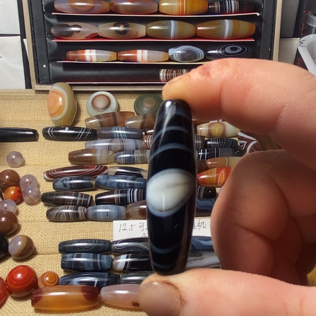 玛瑙/玉髓合金颈饰