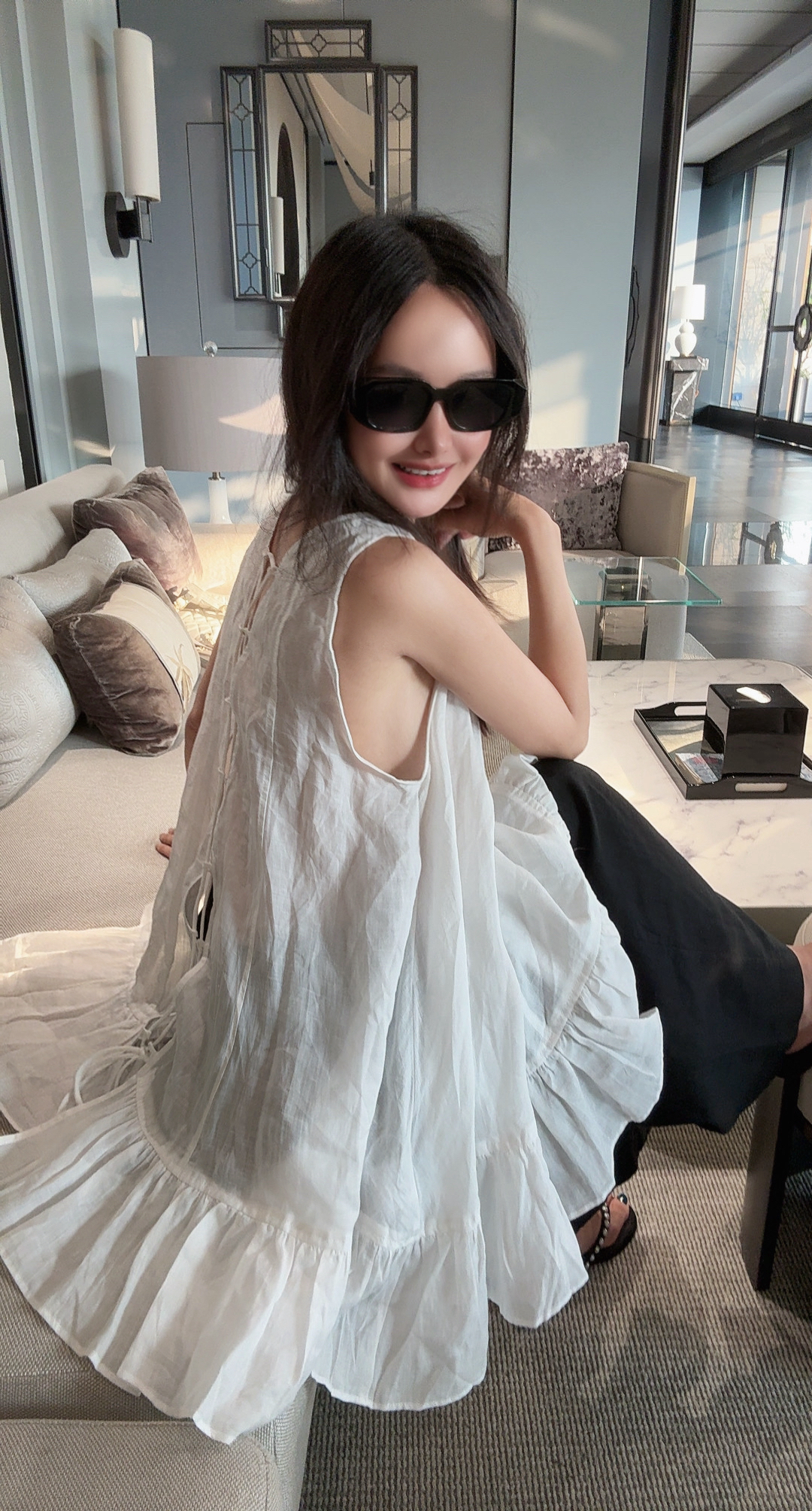 LULU BUNNY 苎麻后背绑带镂空无袖娃娃荷叶边上衣