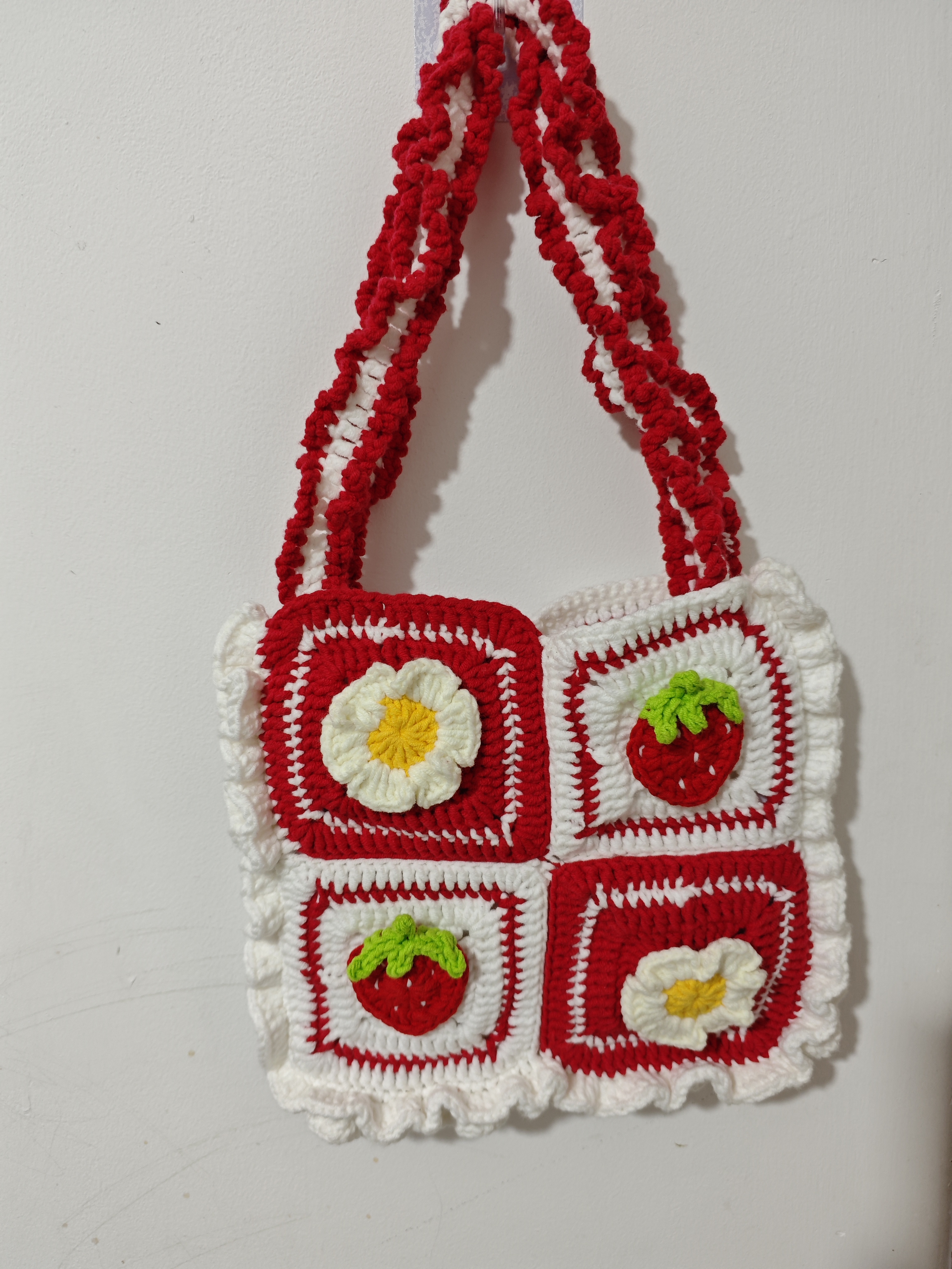 春季新款纯手工毛线钩针编织祖母格草莓手提包包清新百搭成品包邮