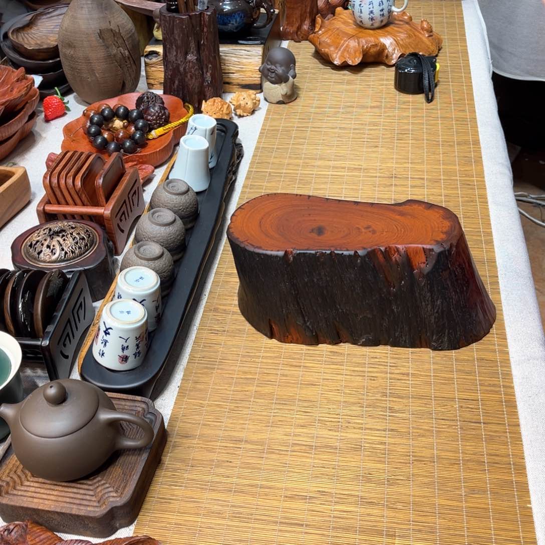15缅甸花梨木随形底座壶承