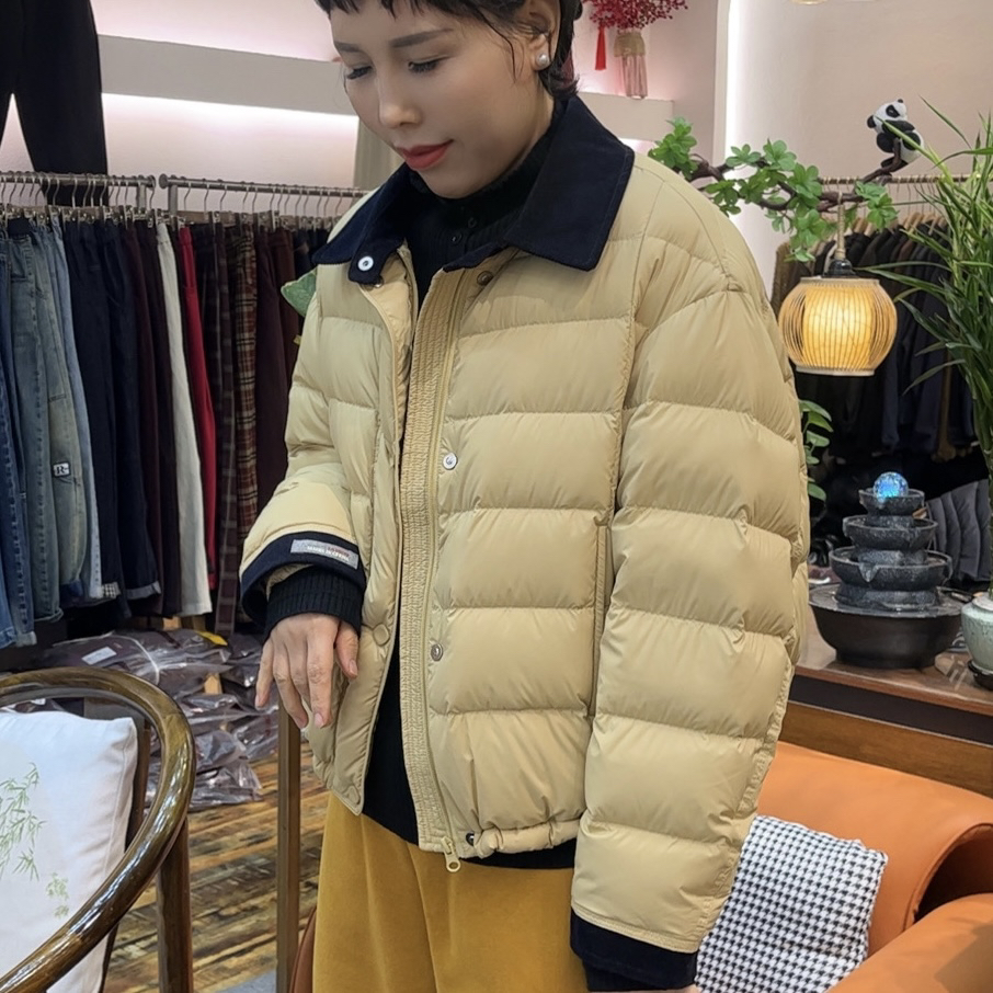 黄色小方领撞色灯芯绒翻领90绒厚实保暖韩版宽松短款女款外套