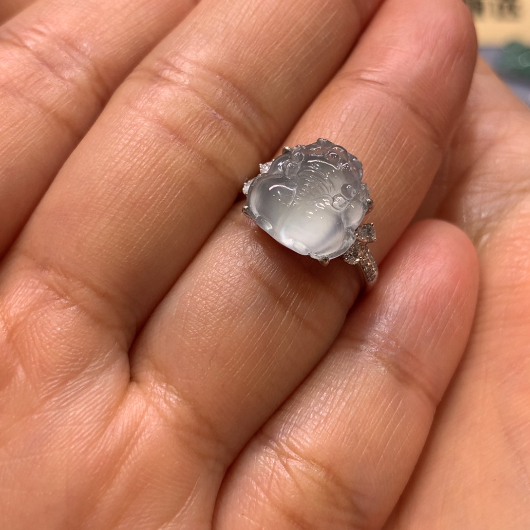 翡翠戒指18K金镶嵌戒指