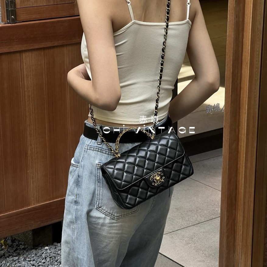 99新 Chanel/香奈儿 2072 黑金镂空手柄大mini斜挎包芯片款