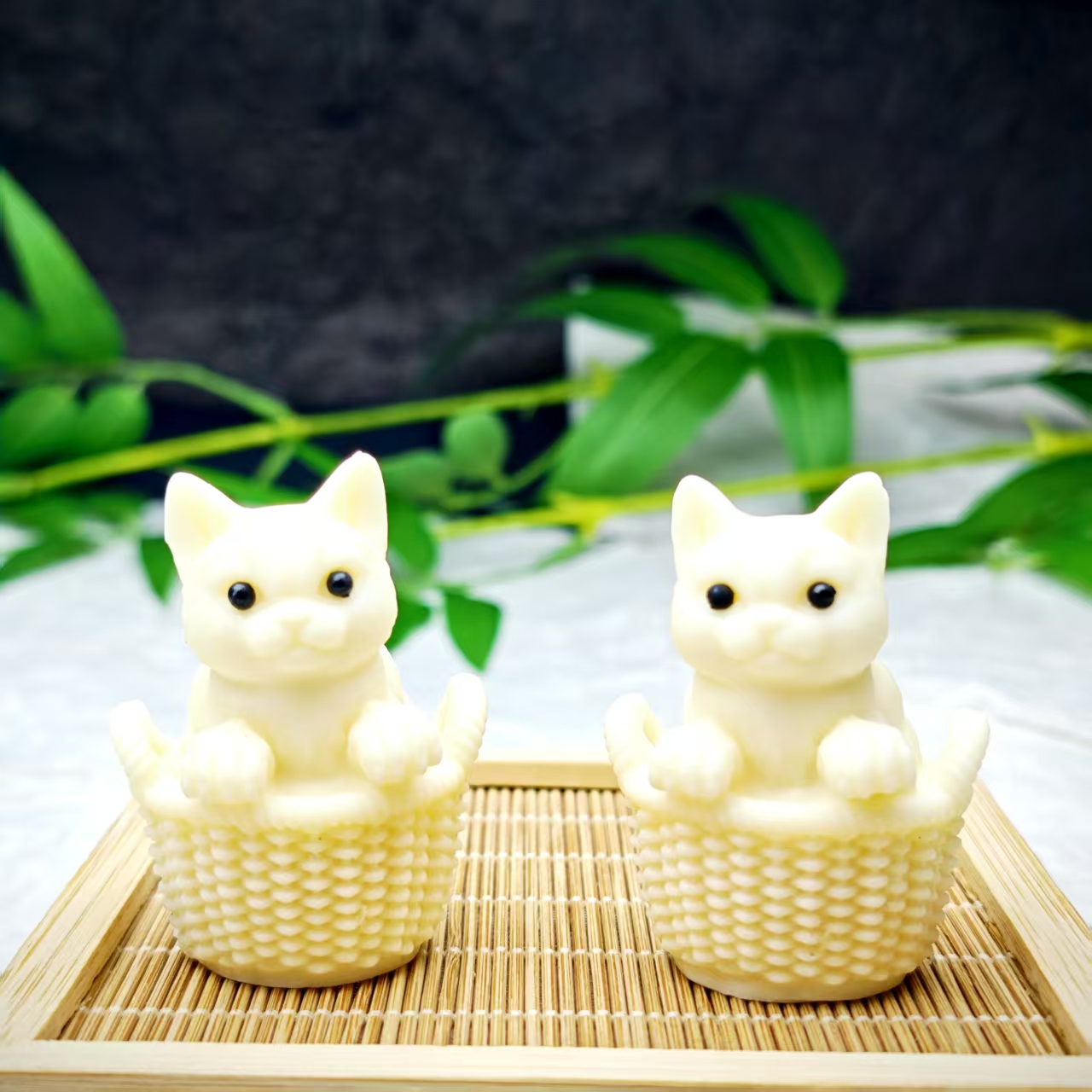 轻奢时尚款象牙小猫咪摆件-多样性发其一-y2412