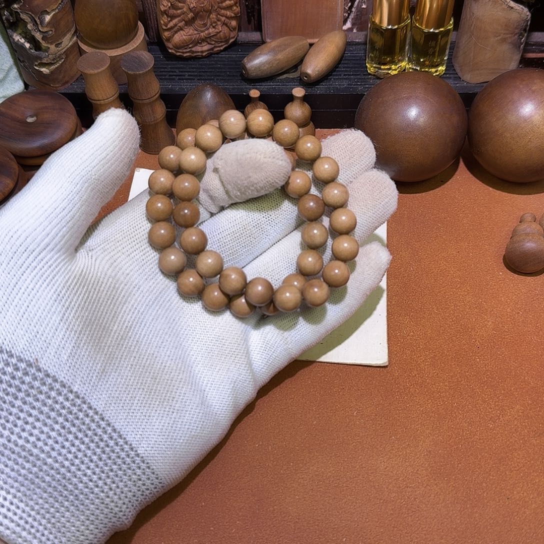 檀香木老山檀1.0×20颗顺纹单圈