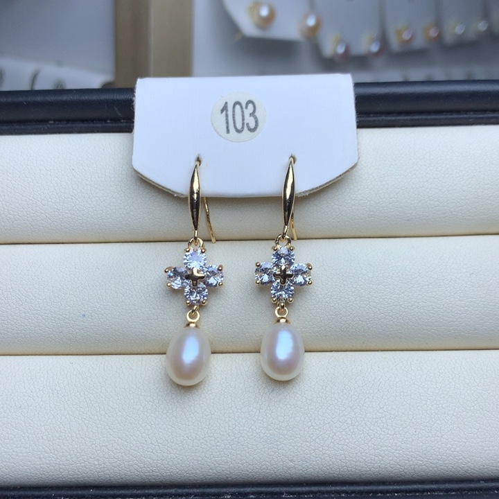 银S925镶嵌淡水珍珠耳饰