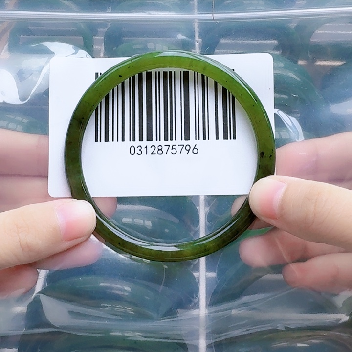 和田玉（碧玉）手镯未镶嵌6162微瑕