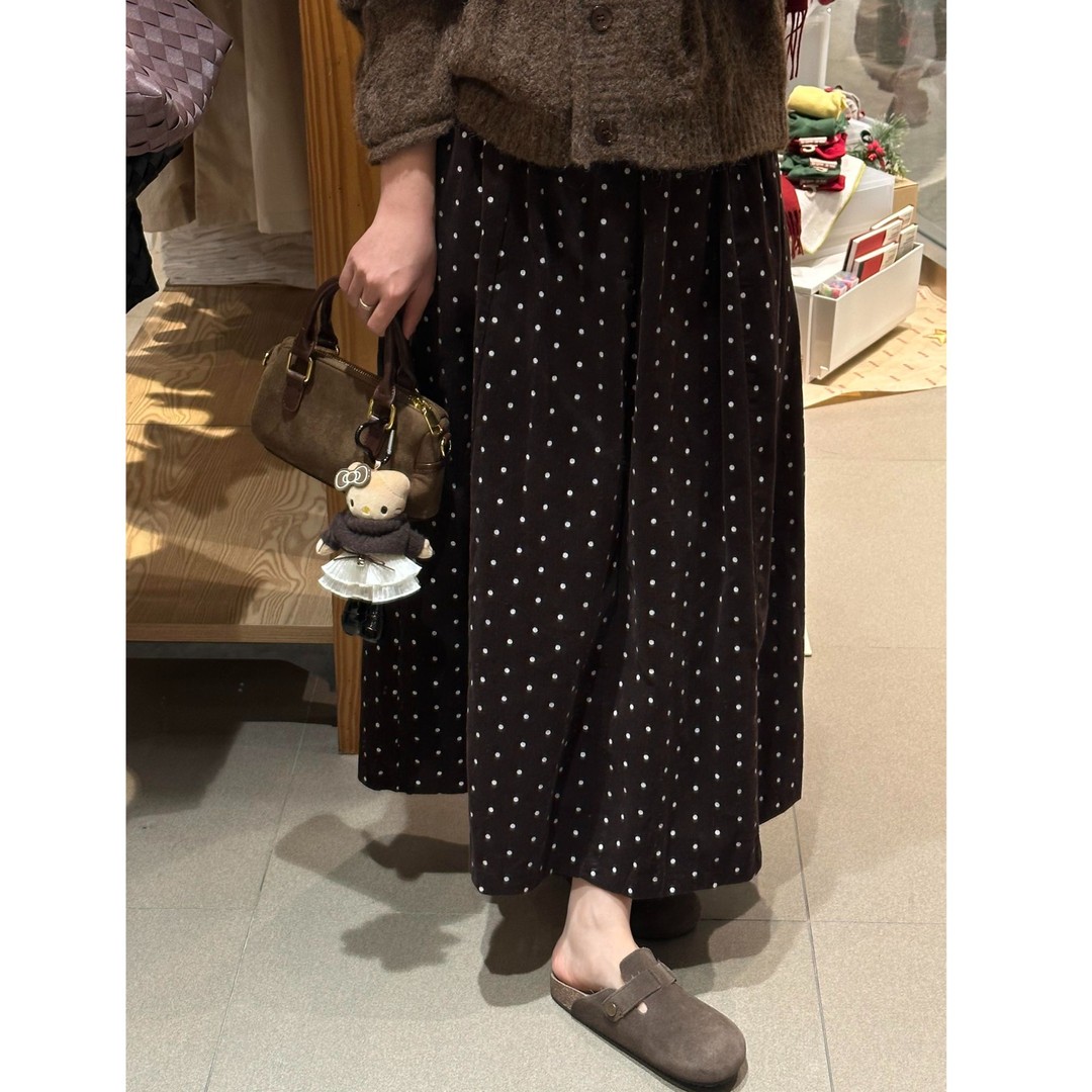 法式复古棕咖色波点显瘦遮肚子半身裙女冬季款大码宽松灯芯绒裙子