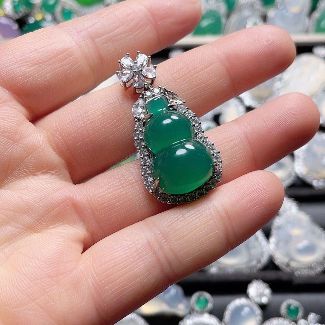 玛瑙/玉髓挂件合金