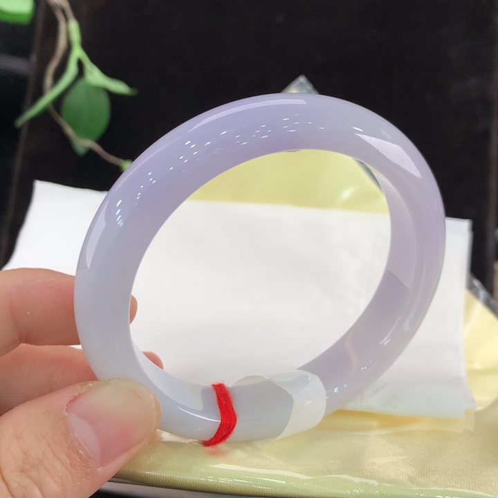 翡翠手镯未镶嵌?*111/0163