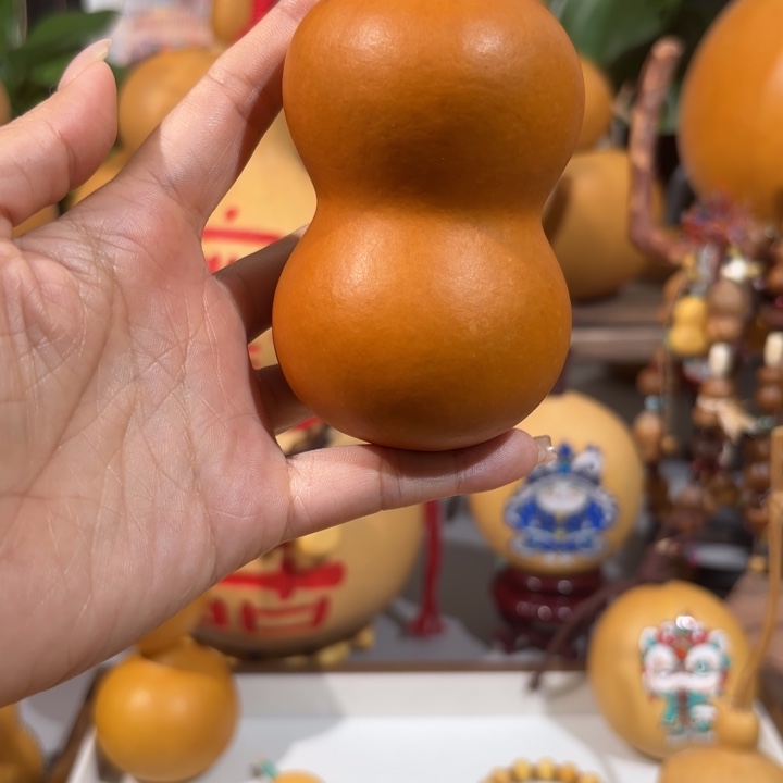 老皮和尚头手把件