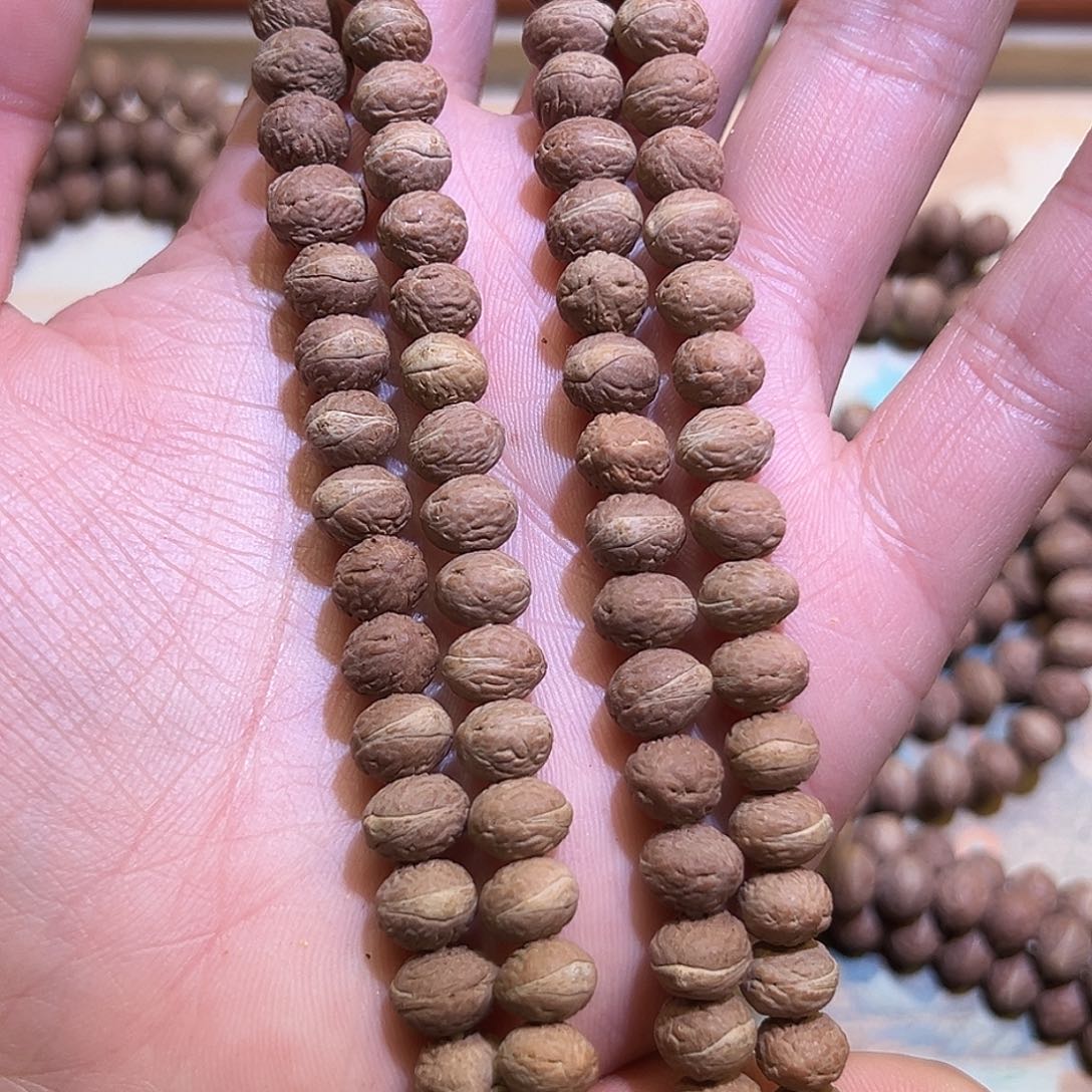 大叶紫檀（黑酸枝木类）