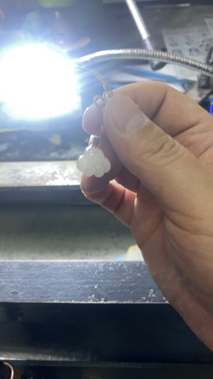 觅羽定制翡翠放漏猫爪