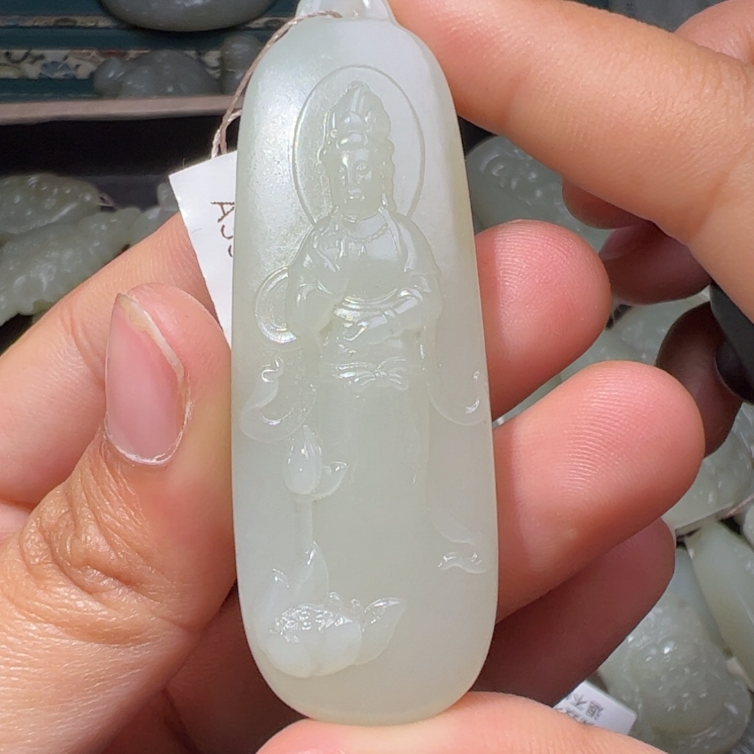 和田玉颈饰未镶嵌