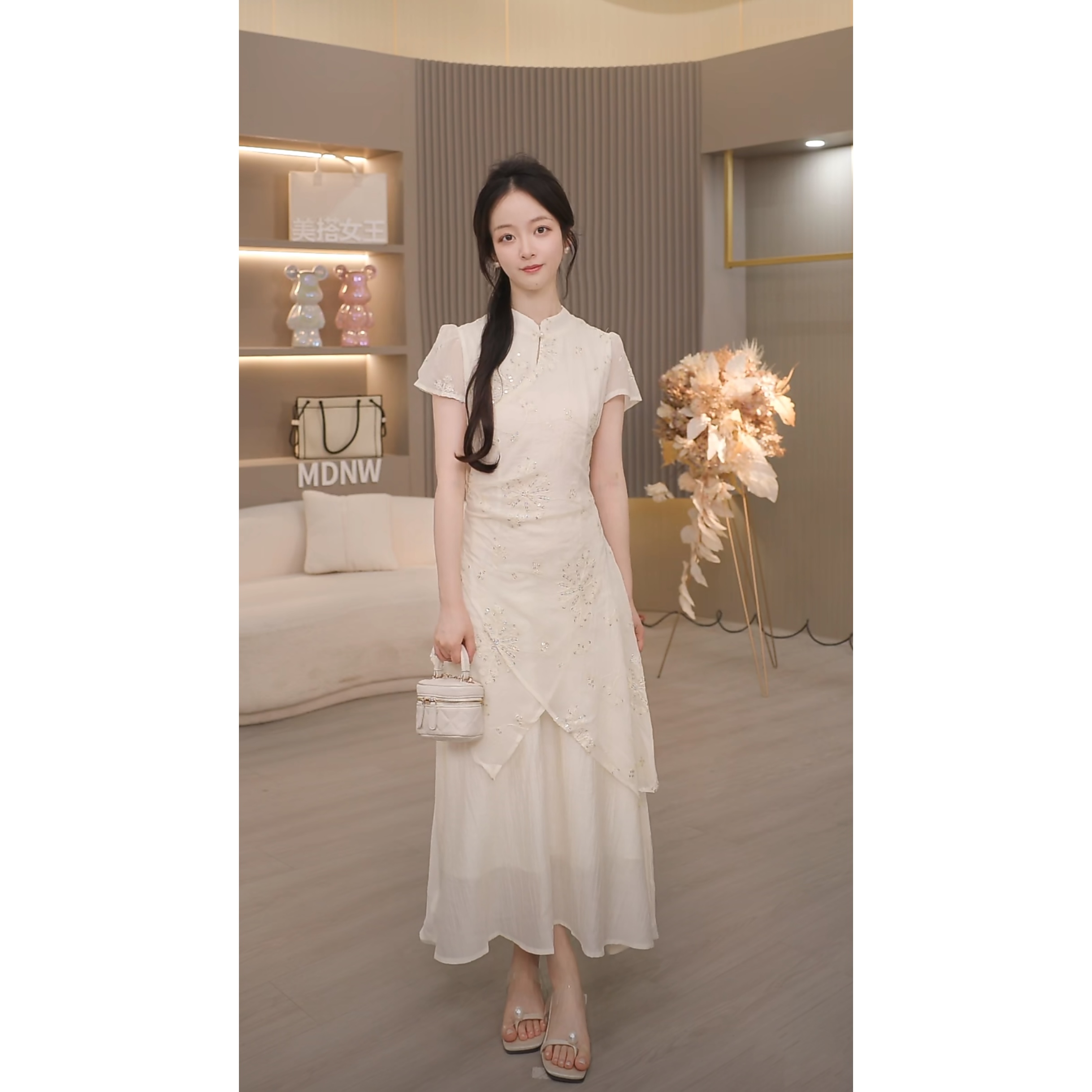 【朵朵推荐】立领显瘦连衣裙女2025气质改良新中式国风长裙L1376