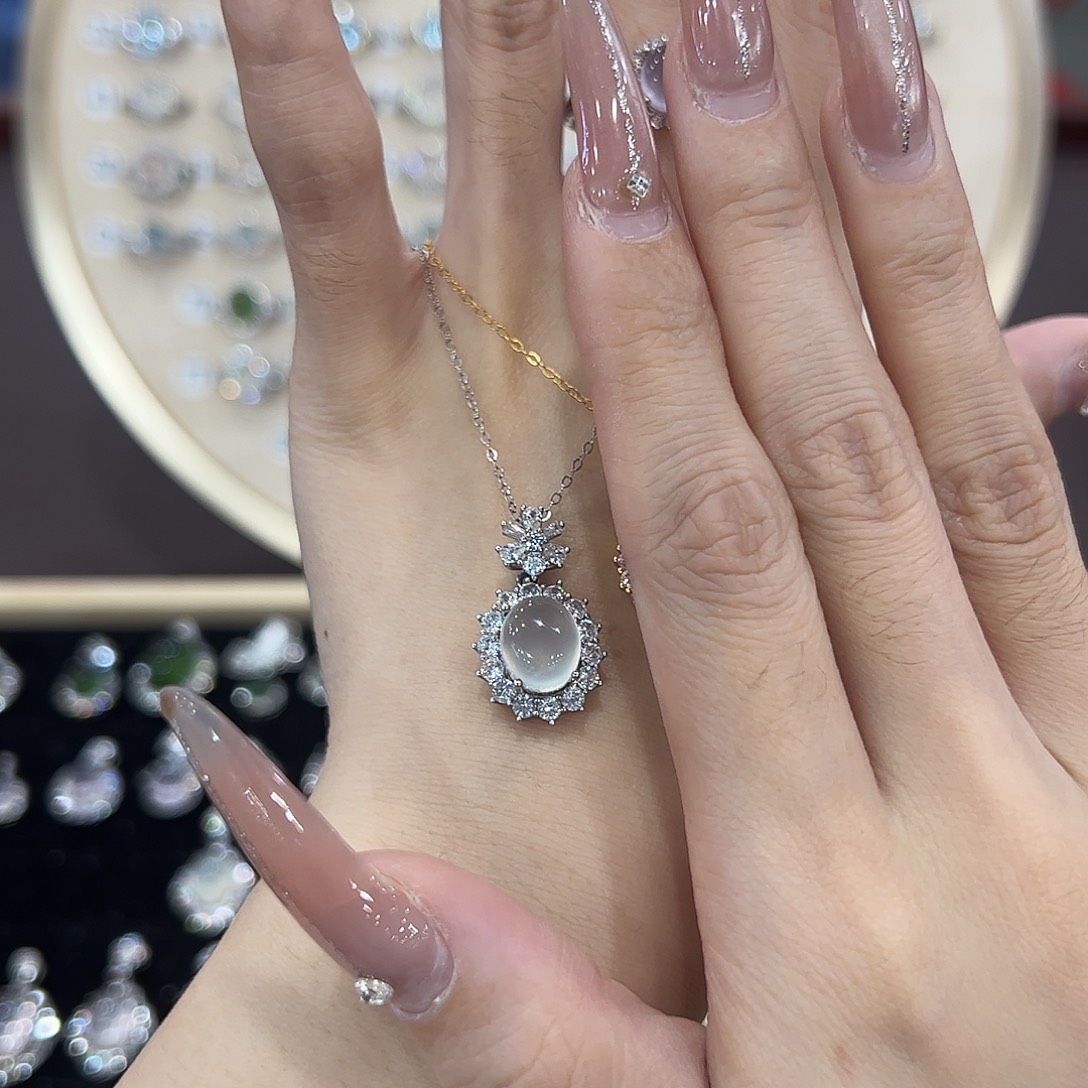 B***·蛇纹石玉银S925镶嵌颈饰