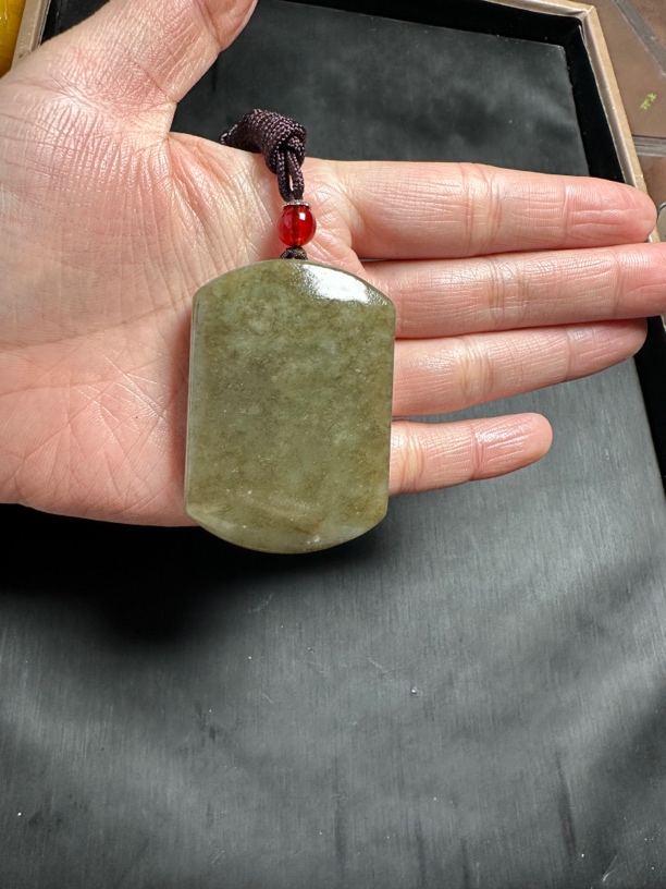 和田玉新疆且末麻糖平安无事牌